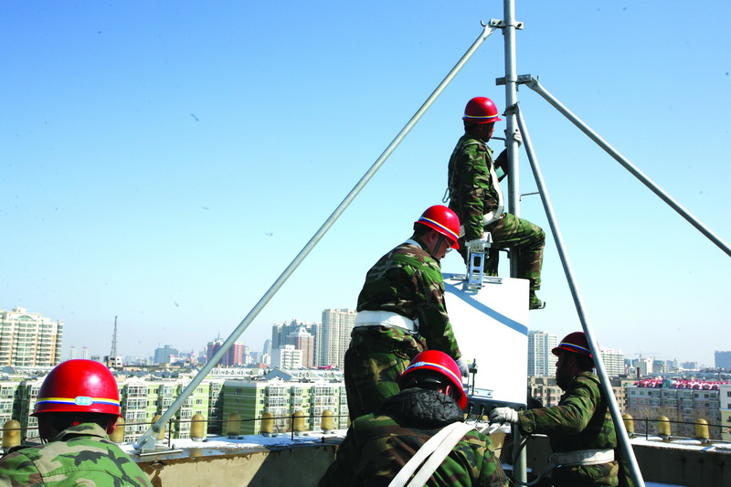 2.移动基站建设照片.JPG