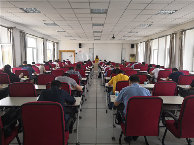 1564447557953455.jpg 7-学员参加考试2.jpg
